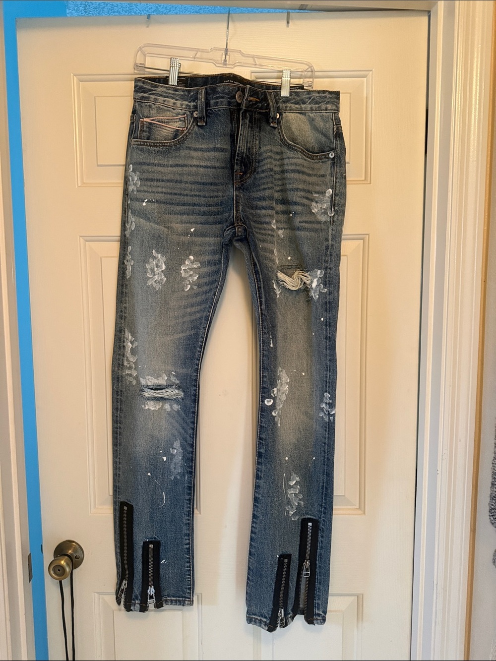 Cult of Individuality Distressed Blue-Gray Skinny Jeans with Ankle Zips